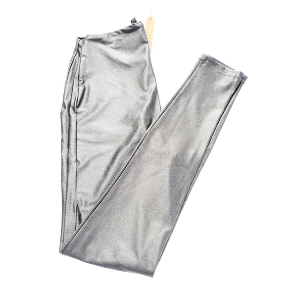 SKIMS Shine Jersey Legging - Grey Chalk - Size M - NWT - Picture 1 of 4
